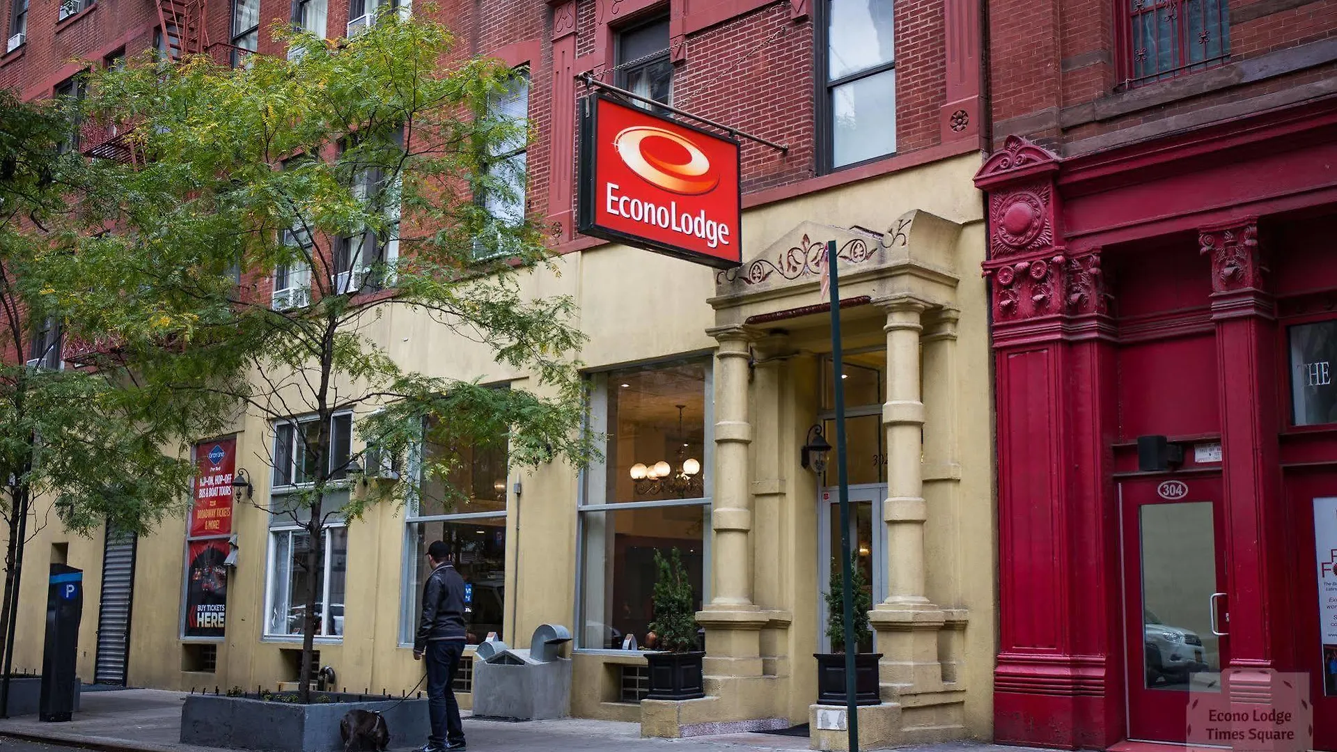 Econo Lodge Times Square New York Hotel